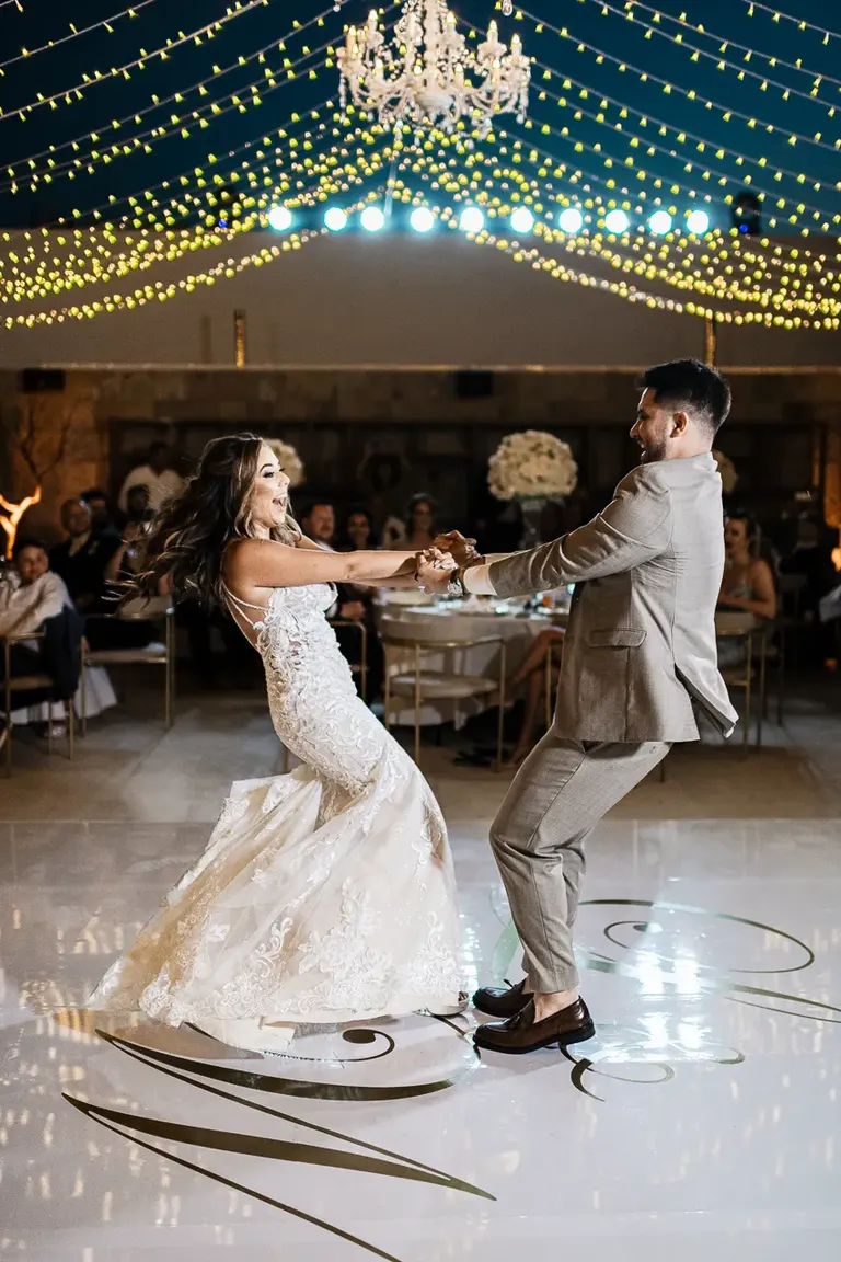 Cabo wedding photography by Carlos Plazola