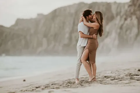 Editorial wedding photographs in Cabo