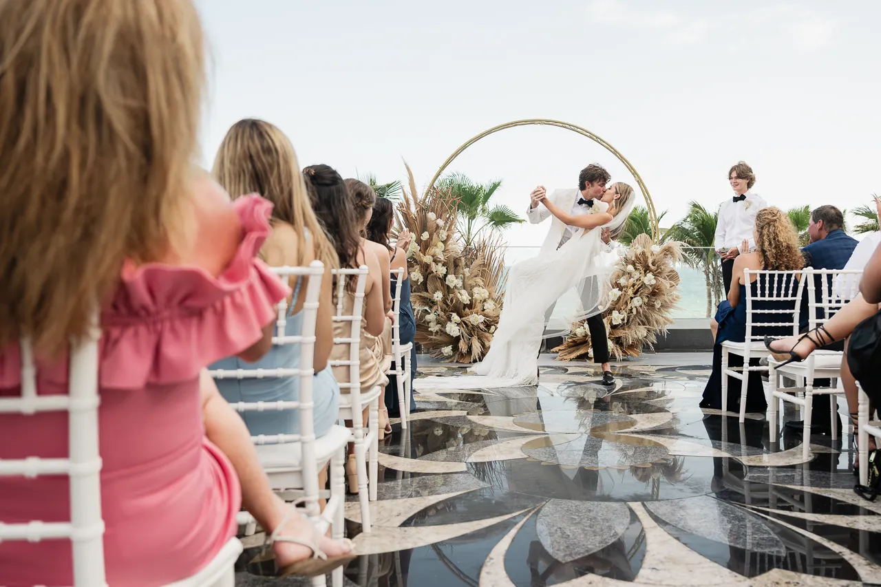 Kamrynn Brock wedding in Los Cabos — photography by Carlos Plazola