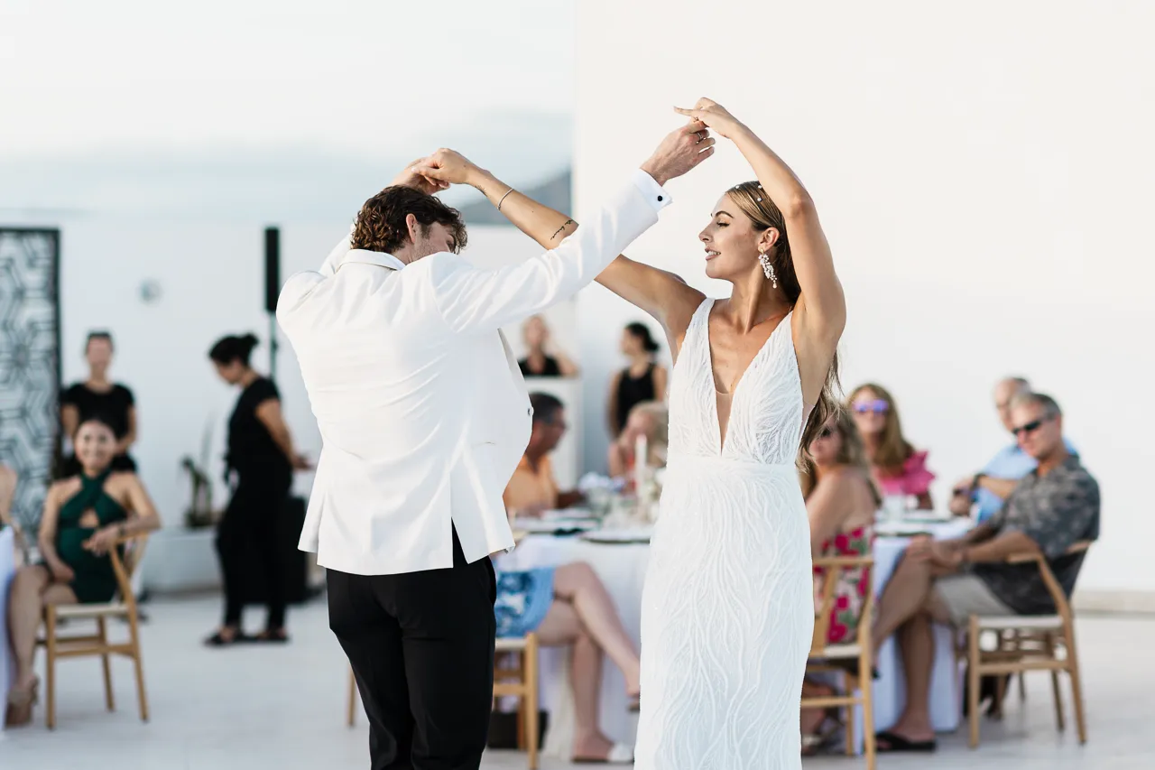 Kamrynn Brock wedding in Los Cabos — photography by Carlos Plazola
