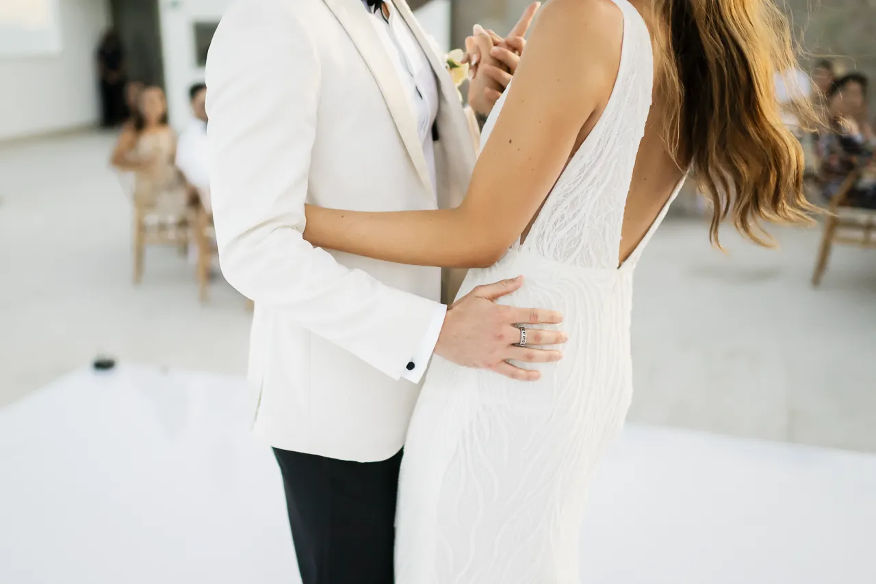 Kamrynn Brock wedding in Los Cabos — photography by Carlos Plazola