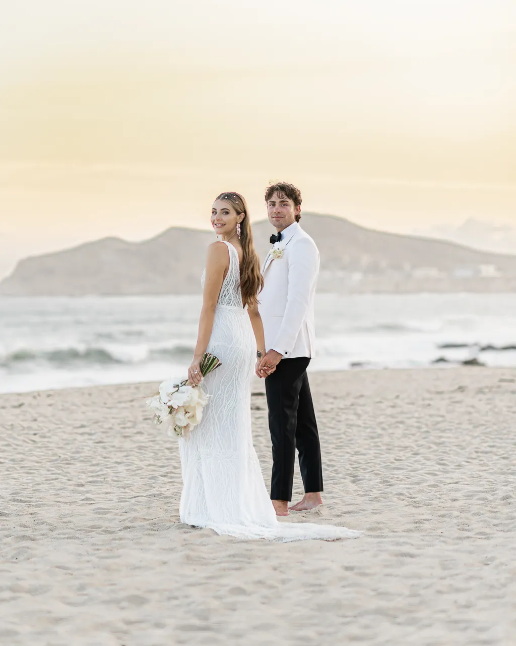 Kamrynn Brock wedding in Los Cabos — photography by Carlos Plazola