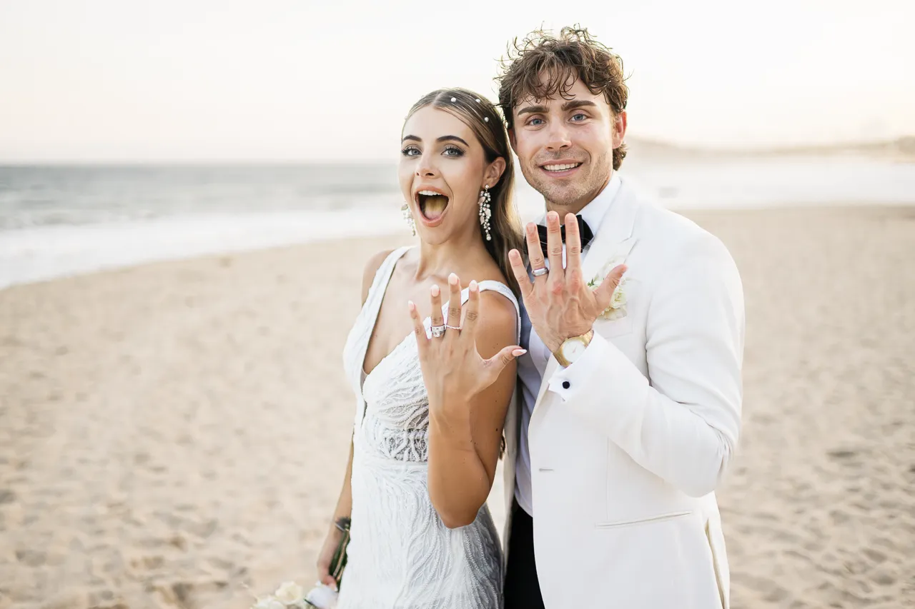 Kamrynn Brock wedding in Los Cabos — photography by Carlos Plazola