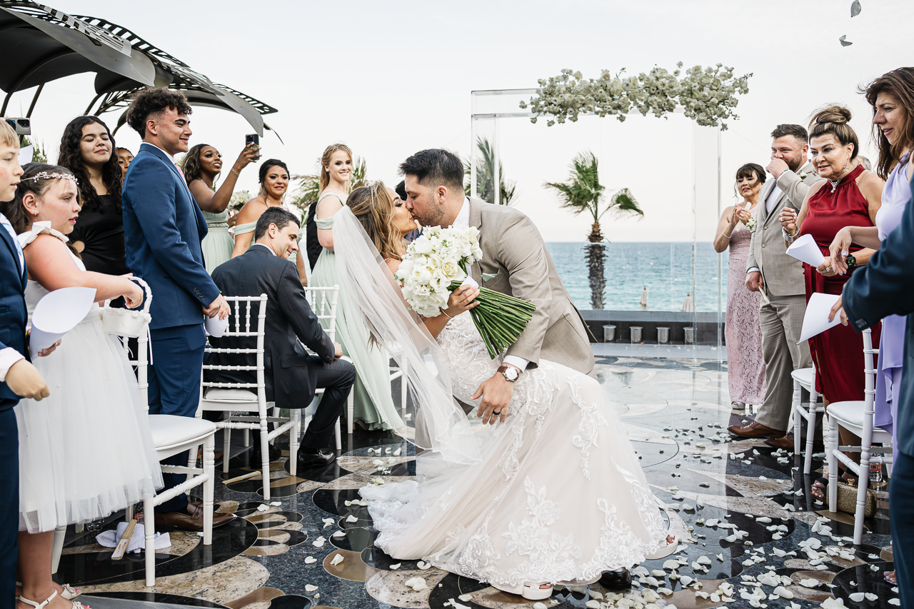 Lauren William wedding in Los Cabos — photography by Carlos Plazola
