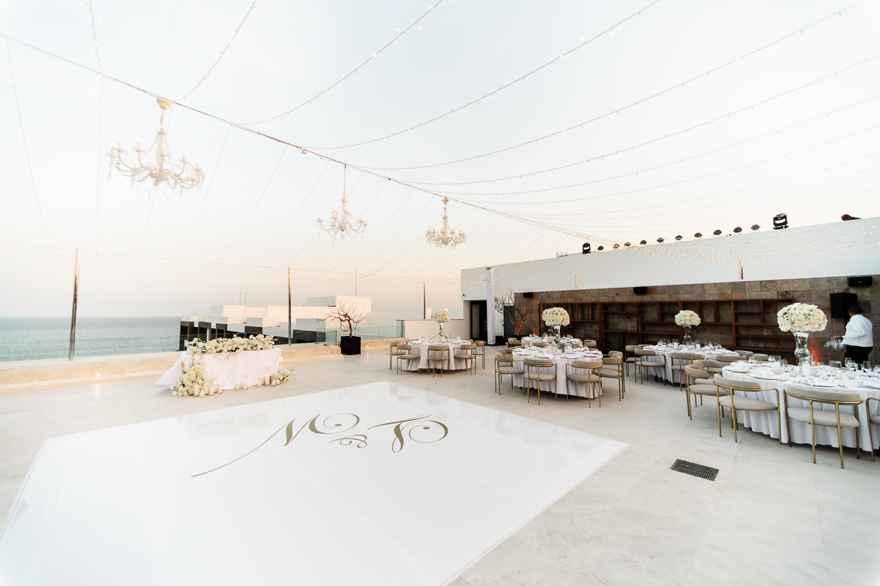 Lauren William wedding in Los Cabos — photography by Carlos Plazola