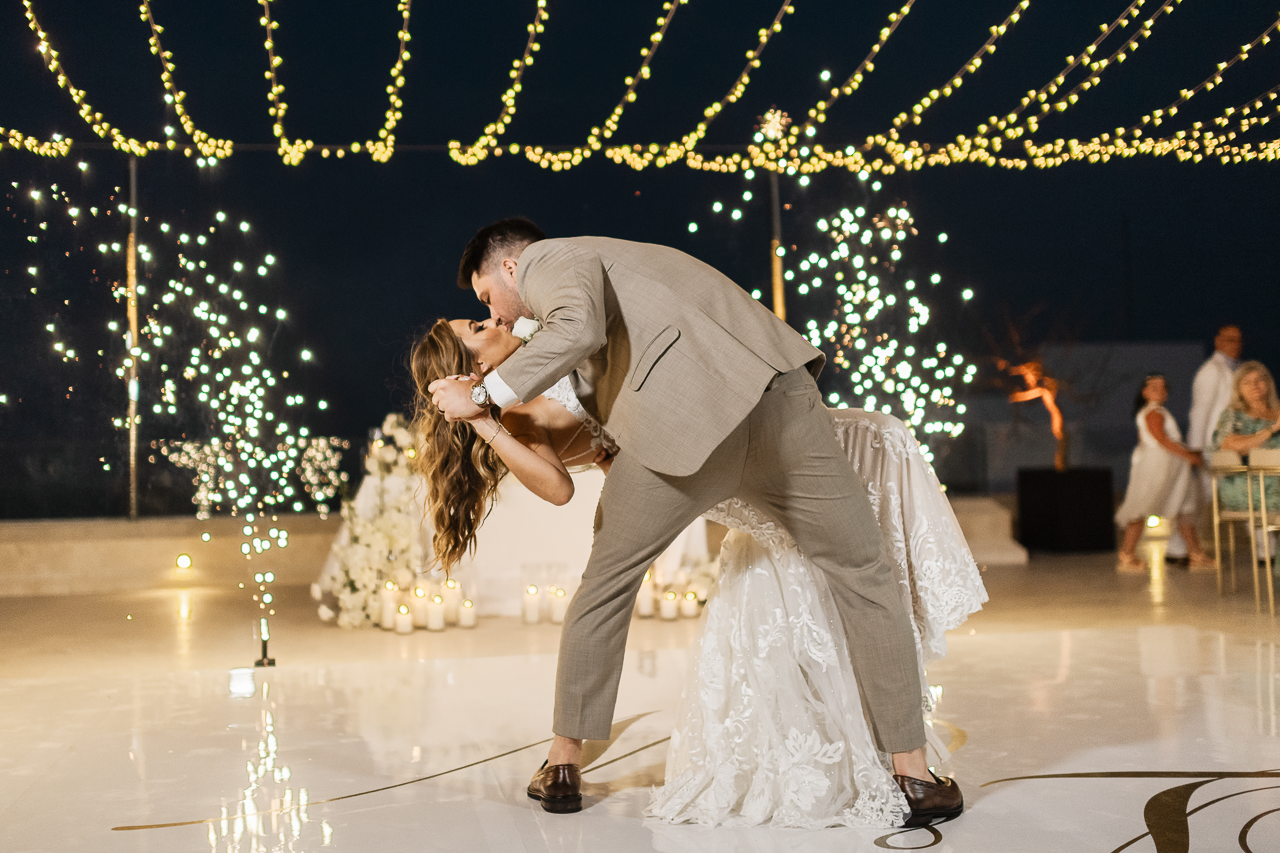 Lauren William wedding in Los Cabos — photography by Carlos Plazola
