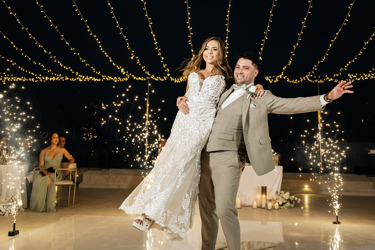 Lauren William wedding in Los Cabos — photography by Carlos Plazola