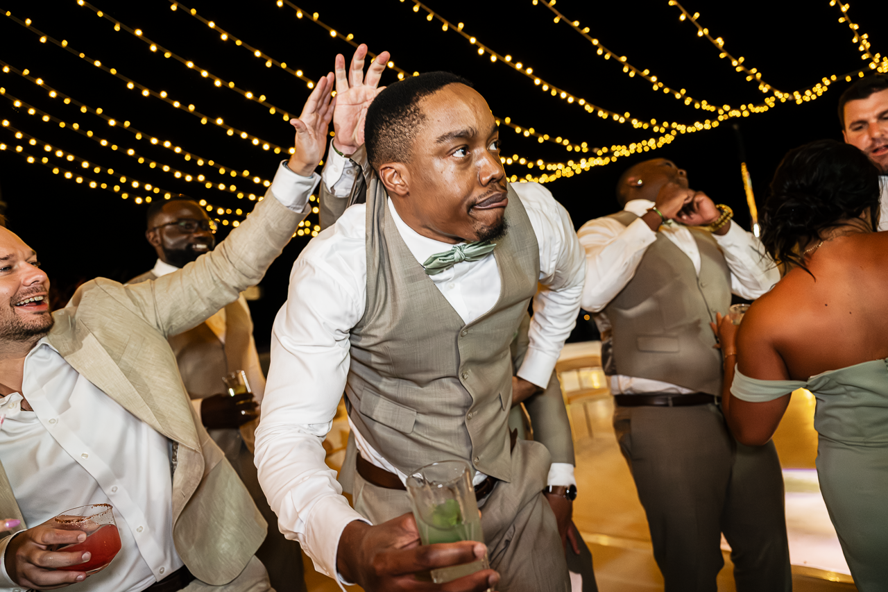 Lauren William wedding in Los Cabos — photography by Carlos Plazola