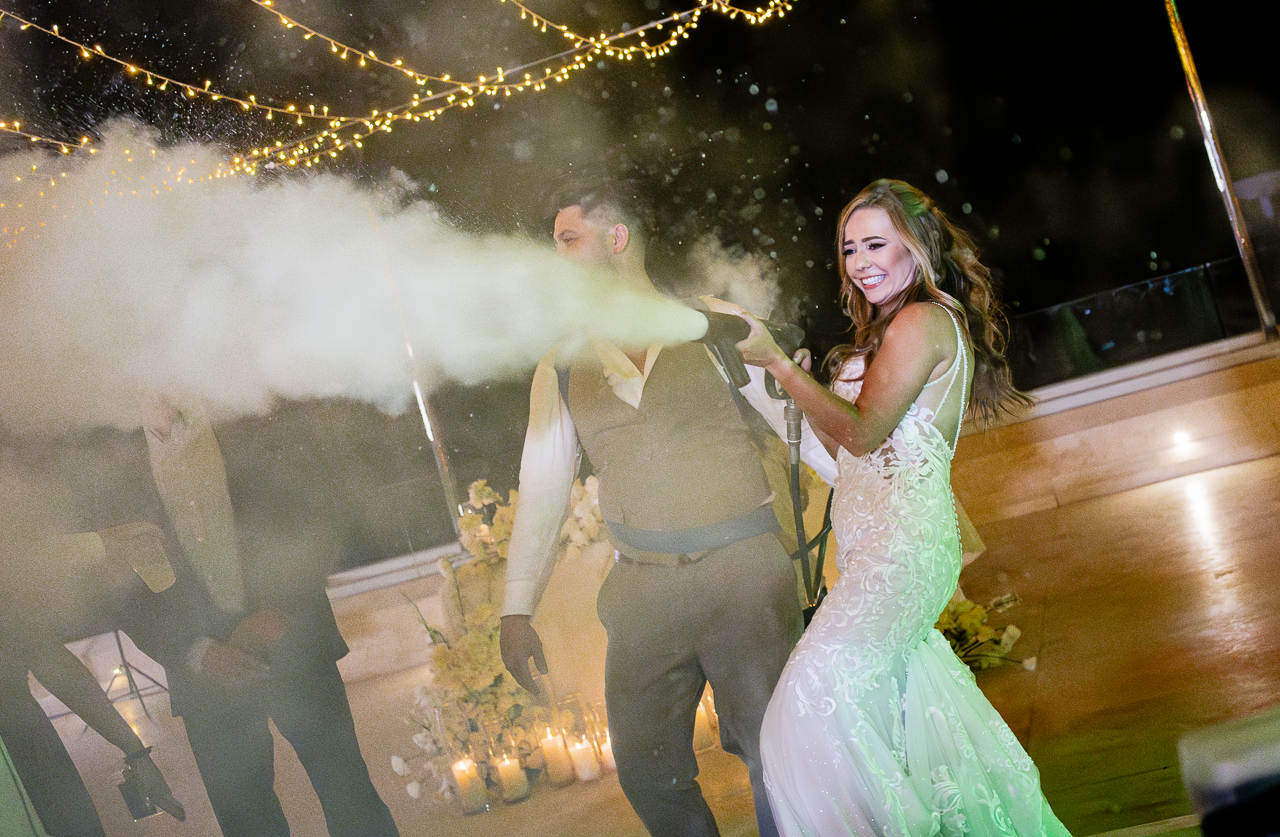 Lauren William wedding in Los Cabos — photography by Carlos Plazola