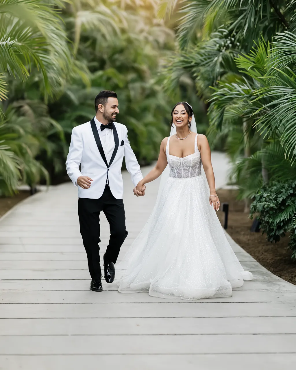 Saba Arsalani — Cabo wedding photography by Carlos Plazola