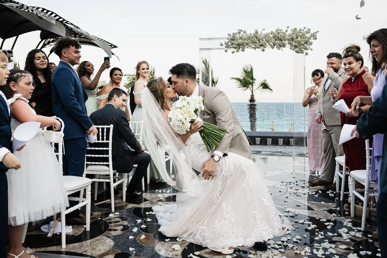 Garza Blanca wedding photography by Carlos Plazola — image 9