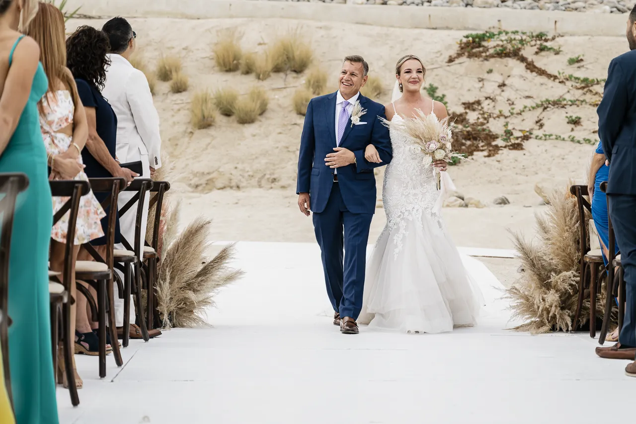 Hilton Los Cabos — destination wedding photography by Carlos Plazola